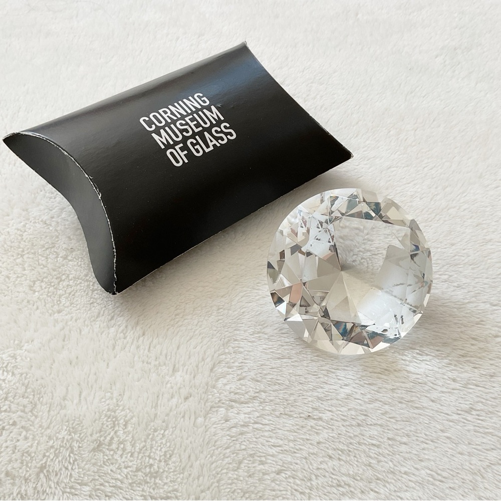 Corning Museum of Glass Diamond-Shaped Crystal Paperweight 3” NWT